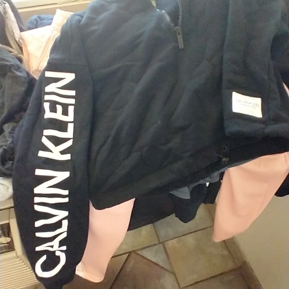 Women's clothes one men's outfit - Picture 1 of 8